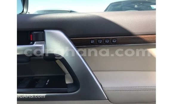 Buy Import Toyota Land Cruiser White Car in Import - Dubai in Ashanti Buy Import Toyota Land Cruiser White Car in Import - Dubai in Ashanti