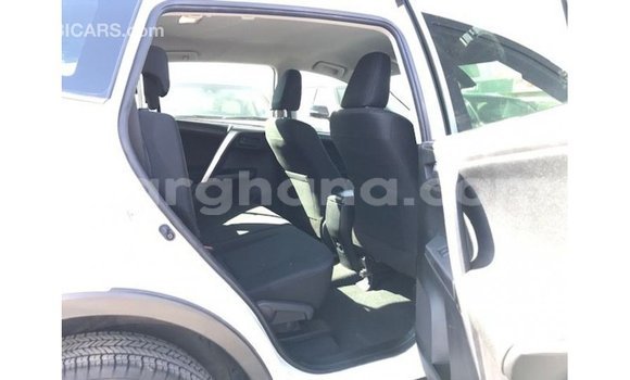 Ra Imported Toyota 4Runner funfun Ọkọ̀ in Import - Dubai ni Ashanti Ra Imported Toyota 4Runner funfun Ọkọ̀ in Import - Dubai ni Ashanti