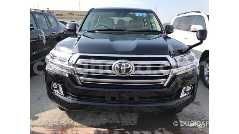 Big with watermark toyota land cruiser ashanti import dubai 21187