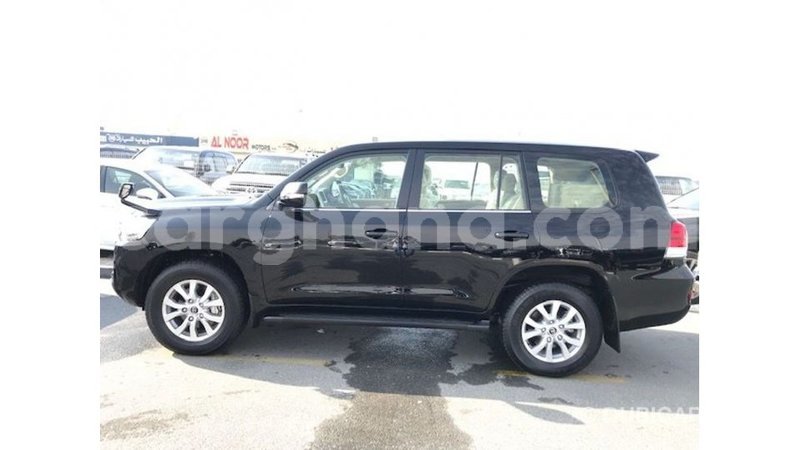 Big with watermark toyota land cruiser ashanti import dubai 21187