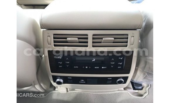 Buy Import Toyota Land Cruiser White Car in Import - Dubai in Ashanti Buy Import Toyota Land Cruiser White Car in Import - Dubai in Ashanti