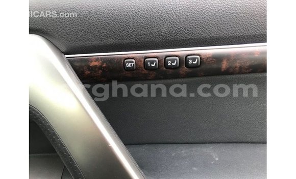 Buy Import Toyota Land Cruiser White Car in Import - Dubai in Ashanti Buy Import Toyota Land Cruiser White Car in Import - Dubai in Ashanti