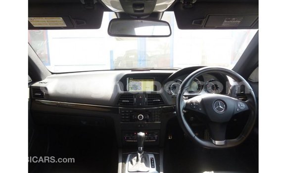 Sayi Imported Mercedes‒Benz 250 Brown Mota in Import - Dubai a Ashanti Sayi Imported Mercedes‒Benz 250 Brown Mota in Import - Dubai a Ashanti