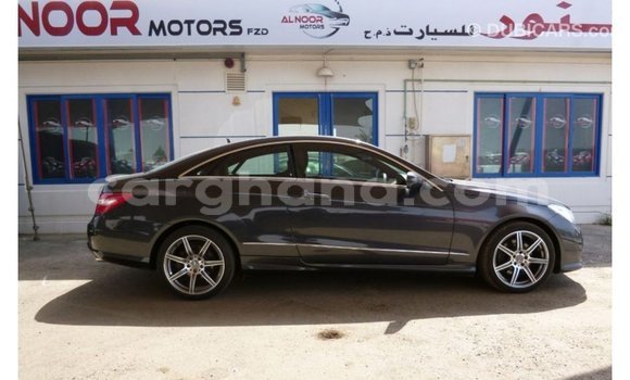 Sayi Imported Mercedes‒Benz 250 Brown Mota in Import - Dubai a Ashanti Sayi Imported Mercedes‒Benz 250 Brown Mota in Import - Dubai a Ashanti