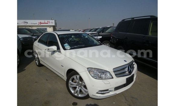 Sayi Imported Mercedes‒Benz 200 White Mota in Import - Dubai a Ashanti Sayi Imported Mercedes‒Benz 200 White Mota in Import - Dubai a Ashanti