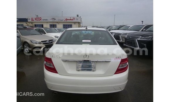 Buy Import Mercedes‒Benz 200 White Car in Import - Dubai in Ashanti Buy Import Mercedes‒Benz 200 White Car in Import - Dubai in Ashanti