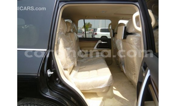 Buy Import Toyota Land Cruiser Black Car in Import - Dubai in Ashanti Buy Import Toyota Land Cruiser Black Car in Import - Dubai in Ashanti