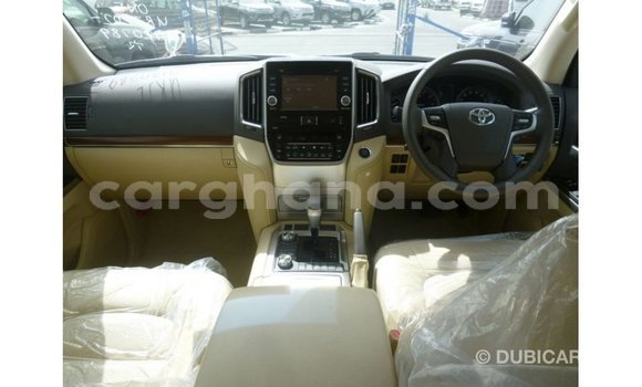 Buy Import Toyota Land Cruiser White Car in Import - Dubai in Ashanti Buy Import Toyota Land Cruiser White Car in Import - Dubai in Ashanti