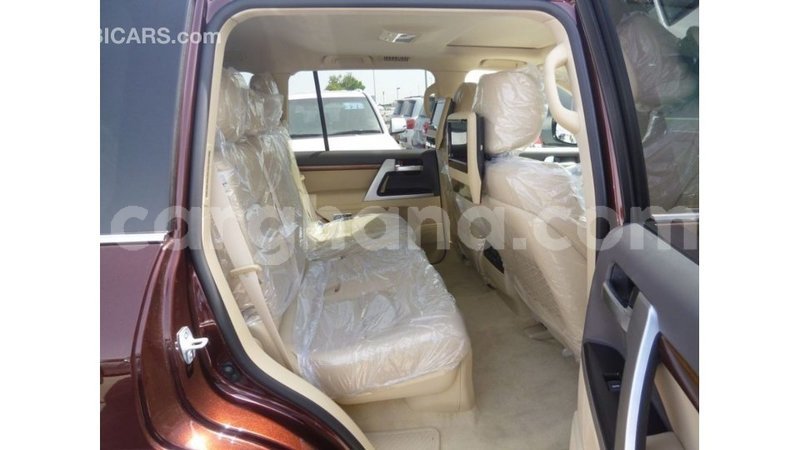 Big with watermark toyota land cruiser ashanti import dubai 21218