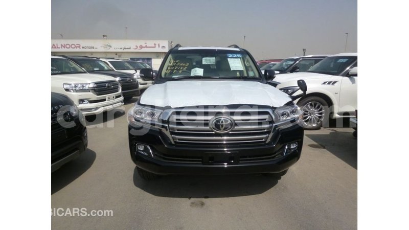 Big with watermark toyota land cruiser ashanti import dubai 21226