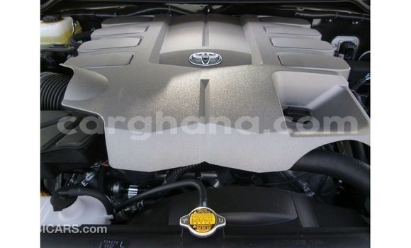 Buy Import Toyota Land Cruiser White Car in Import - Dubai in Ashanti Buy Import Toyota Land Cruiser White Car in Import - Dubai in Ashanti