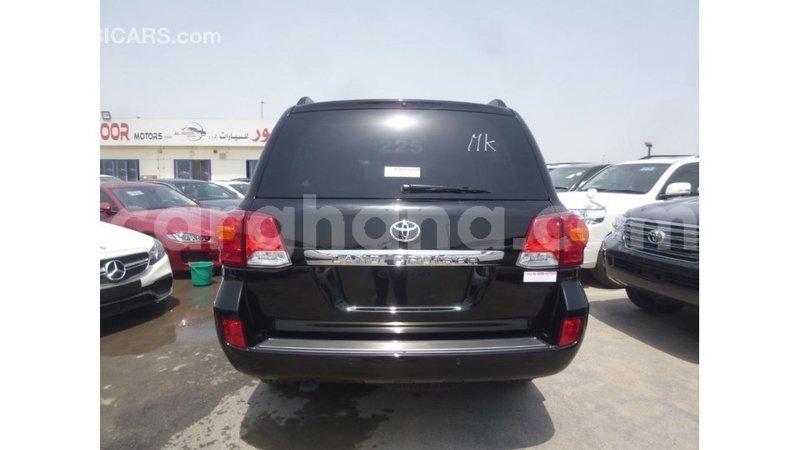 Big with watermark toyota land cruiser ashanti import dubai 21244