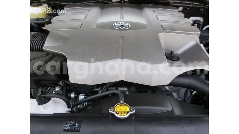 Big with watermark toyota land cruiser ashanti import dubai 21243