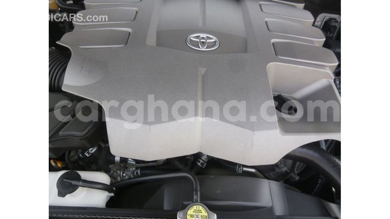 Big with watermark toyota land cruiser ashanti import dubai 21244