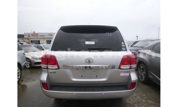 Sayi Imported Toyota Land Cruiser Sauran Mota in Import - Dubai a Ashanti Sayi Imported Toyota Land Cruiser Sauran Mota in Import - Dubai a Ashanti