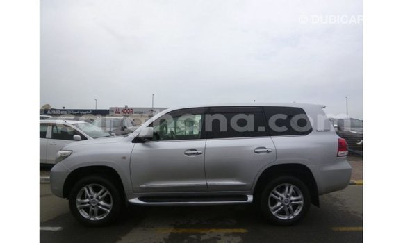 Sayi Imported Toyota Land Cruiser Sauran Mota in Import - Dubai a Ashanti Sayi Imported Toyota Land Cruiser Sauran Mota in Import - Dubai a Ashanti