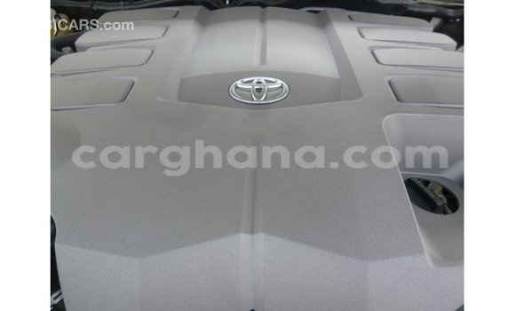 Sayi Imported Toyota Land Cruiser White Mota in Import - Dubai a Ashanti Sayi Imported Toyota Land Cruiser White Mota in Import - Dubai a Ashanti