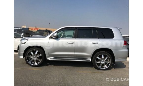 Sayi Imported Toyota Land Cruiser Sauran Mota in Import - Dubai a Ashanti Sayi Imported Toyota Land Cruiser Sauran Mota in Import - Dubai a Ashanti