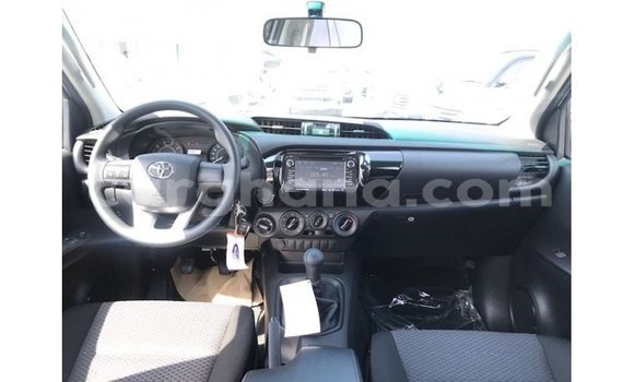 Ra Imported Toyota Hilux Miiran Ọkọ̀ in Import - Dubai ni Ashanti Ra Imported Toyota Hilux Miiran Ọkọ̀ in Import - Dubai ni Ashanti