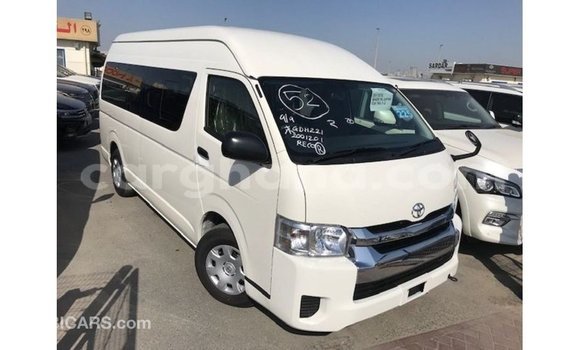 Ra Imported Toyota Hiace funfun Ọkọ̀ in Import - Dubai ni Ashanti Ra Imported Toyota Hiace funfun Ọkọ̀ in Import - Dubai ni Ashanti