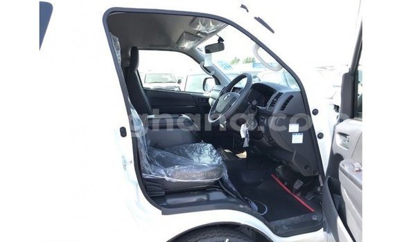 Ra Imported Toyota Hiace funfun Ọkọ̀ in Import - Dubai ni Ashanti Ra Imported Toyota Hiace funfun Ọkọ̀ in Import - Dubai ni Ashanti