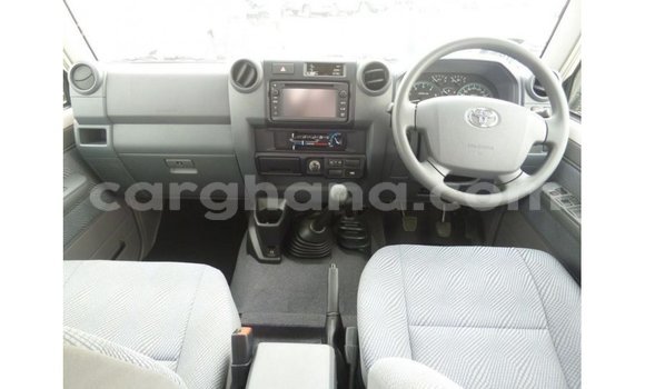 Ra Imported Toyota Land Cruiser funfun Ọkọ̀ in Import - Dubai ni Ashanti Ra Imported Toyota Land Cruiser funfun Ọkọ̀ in Import - Dubai ni Ashanti