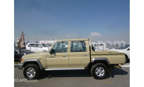 Sayi Imported Toyota Land Cruiser M Mota in Import - Dubai a Ashanti Sayi Imported Toyota Land Cruiser M Mota in Import - Dubai a Ashanti