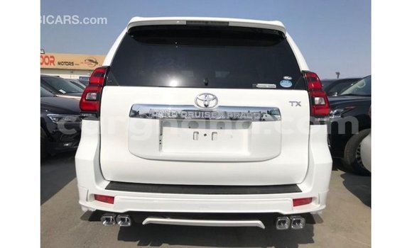 Buy Import Toyota Prado White Car in Import - Dubai in Ashanti Buy Import Toyota Prado White Car in Import - Dubai in Ashanti