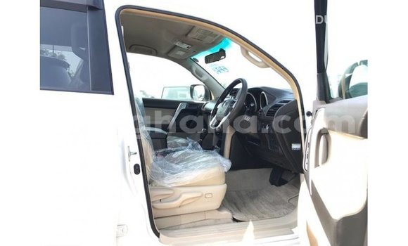 Buy Import Toyota Prado White Car in Import - Dubai in Ashanti Buy Import Toyota Prado White Car in Import - Dubai in Ashanti