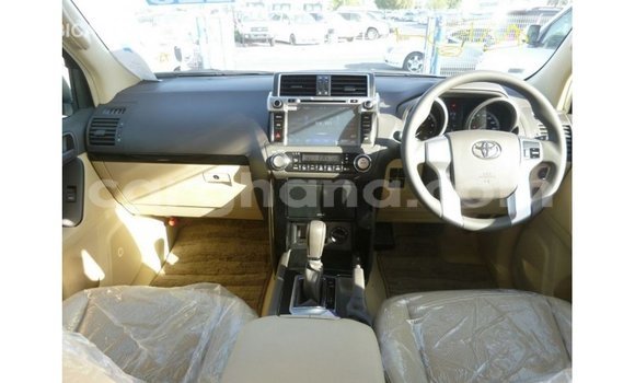 Buy Import Toyota Prado White Car in Import - Dubai in Ashanti Buy Import Toyota Prado White Car in Import - Dubai in Ashanti