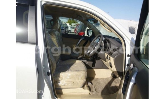 Buy Import Toyota Prado White Car in Import - Dubai in Ashanti Buy Import Toyota Prado White Car in Import - Dubai in Ashanti