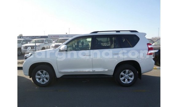 Buy Import Toyota Prado White Car in Import - Dubai in Ashanti Buy Import Toyota Prado White Car in Import - Dubai in Ashanti