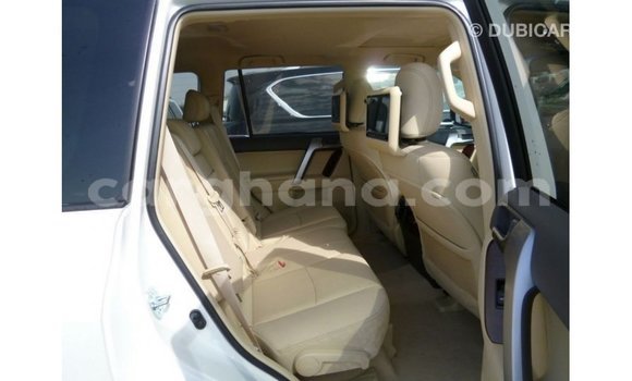 Buy Import Toyota Prado White Car in Import - Dubai in Ashanti Buy Import Toyota Prado White Car in Import - Dubai in Ashanti