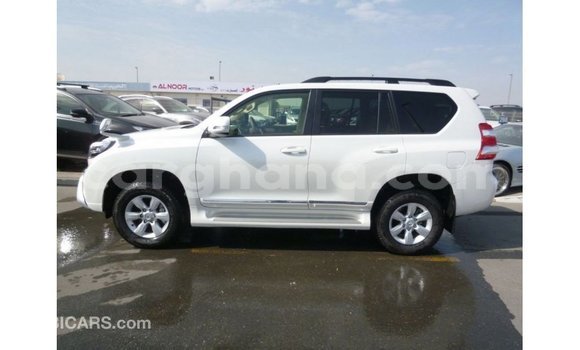 Buy Import Toyota Prado White Car in Import - Dubai in Ashanti Buy Import Toyota Prado White Car in Import - Dubai in Ashanti