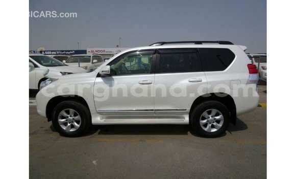 Sayi Imported Toyota Prado White Mota in Import - Dubai a Ashanti Sayi Imported Toyota Prado White Mota in Import - Dubai a Ashanti