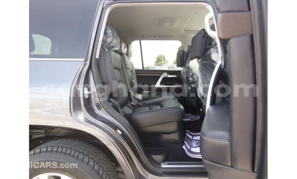 Buy Import Toyota Land Cruiser Other Car in Import - Dubai in Ashanti Buy Import Toyota Land Cruiser Other Car in Import - Dubai in Ashanti