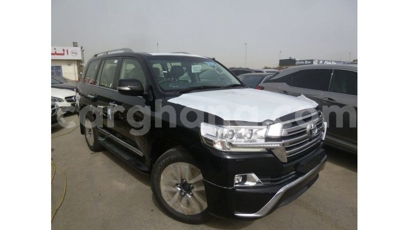 Big with watermark toyota land cruiser ashanti import dubai 21312