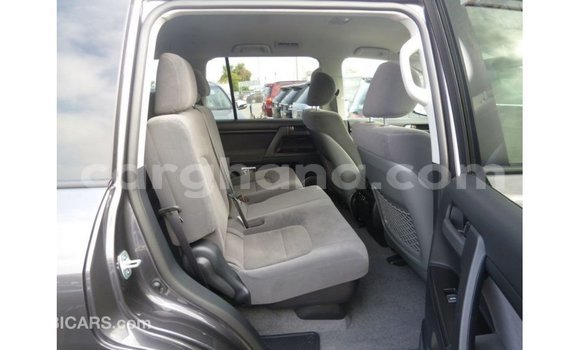 Sayi Imported Toyota Land Cruiser Sauran Mota in Import - Dubai a Ashanti Sayi Imported Toyota Land Cruiser Sauran Mota in Import - Dubai a Ashanti