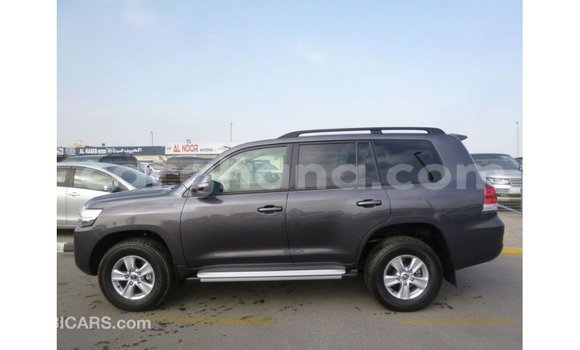 Sayi Imported Toyota Land Cruiser Sauran Mota in Import - Dubai a Ashanti Sayi Imported Toyota Land Cruiser Sauran Mota in Import - Dubai a Ashanti