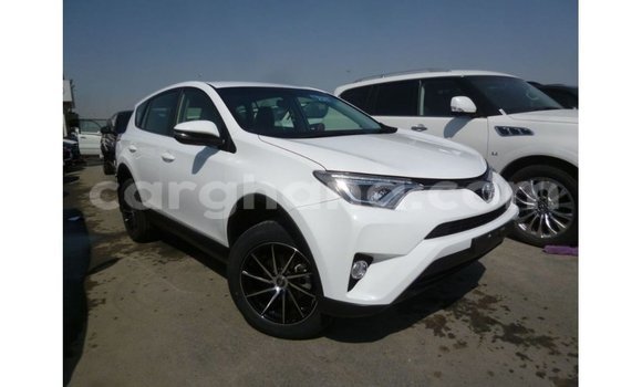 Buy Import Toyota 4Runner White Car in Import - Dubai in Ashanti Buy Import Toyota 4Runner White Car in Import - Dubai in Ashanti