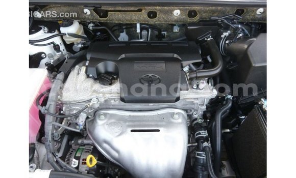 Buy Import Toyota 4Runner White Car in Import - Dubai in Ashanti Buy Import Toyota 4Runner White Car in Import - Dubai in Ashanti