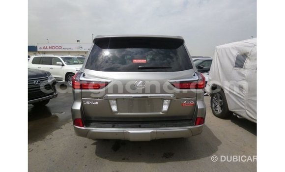 Sayi Imported Lexus LX Sauran Mota in Import - Dubai a Ashanti Sayi Imported Lexus LX Sauran Mota in Import - Dubai a Ashanti