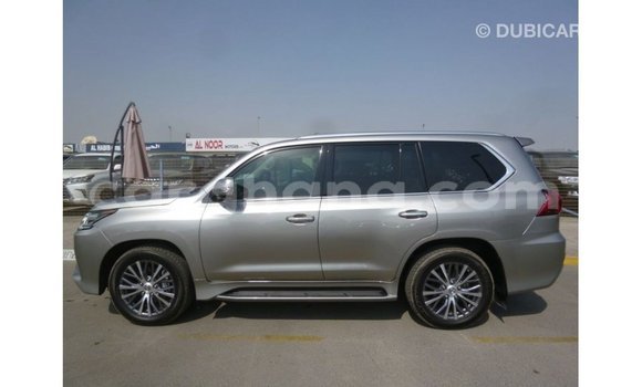 Sayi Imported Lexus LX Sauran Mota in Import - Dubai a Ashanti Sayi Imported Lexus LX Sauran Mota in Import - Dubai a Ashanti