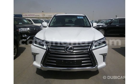 Sayi Imported Lexus LX White Mota in Import - Dubai a Ashanti Sayi Imported Lexus LX White Mota in Import - Dubai a Ashanti