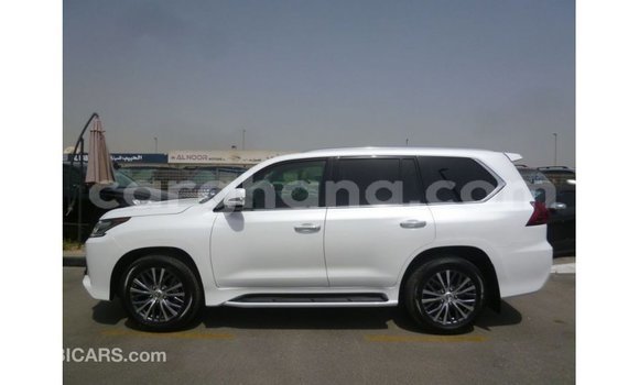 Sayi Imported Lexus LX White Mota in Import - Dubai a Ashanti Sayi Imported Lexus LX White Mota in Import - Dubai a Ashanti