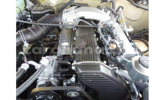 Sayi Imported Toyota Land Cruiser M Mota in Import - Dubai a Ashanti Sayi Imported Toyota Land Cruiser M Mota in Import - Dubai a Ashanti