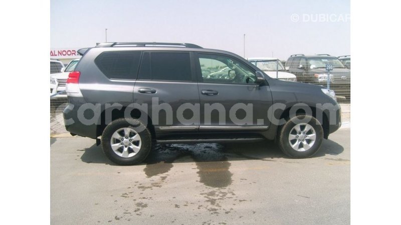 Big with watermark toyota prado ashanti import dubai 21343