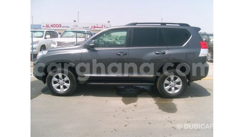 Big with watermark toyota prado ashanti import dubai 21343