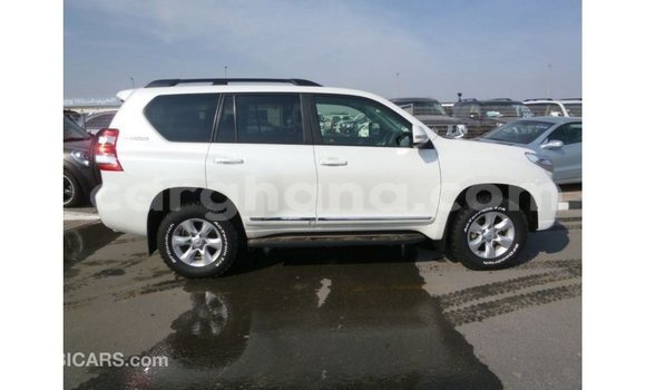 Ra Imported Toyota Prado funfun Ọkọ̀ in Import - Dubai ni Ashanti Ra Imported Toyota Prado funfun Ọkọ̀ in Import - Dubai ni Ashanti