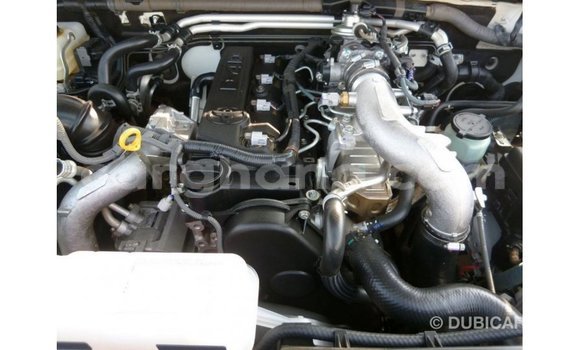Ra Imported Toyota Prado funfun Ọkọ̀ in Import - Dubai ni Ashanti Ra Imported Toyota Prado funfun Ọkọ̀ in Import - Dubai ni Ashanti